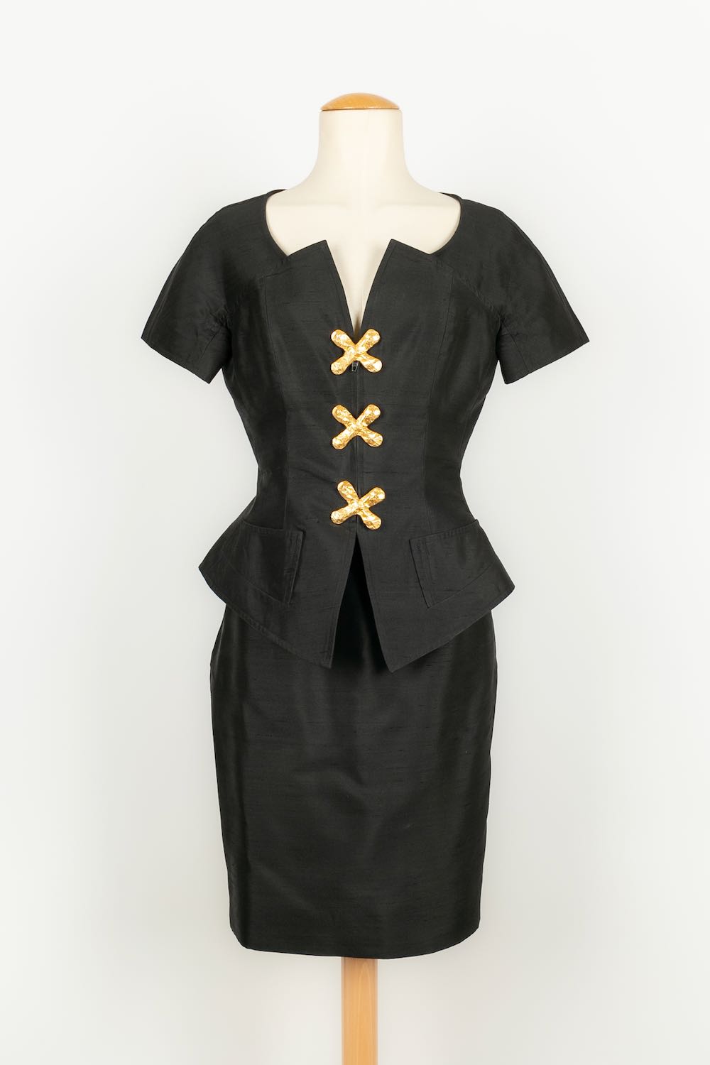 Ensemble Christian Lacroix