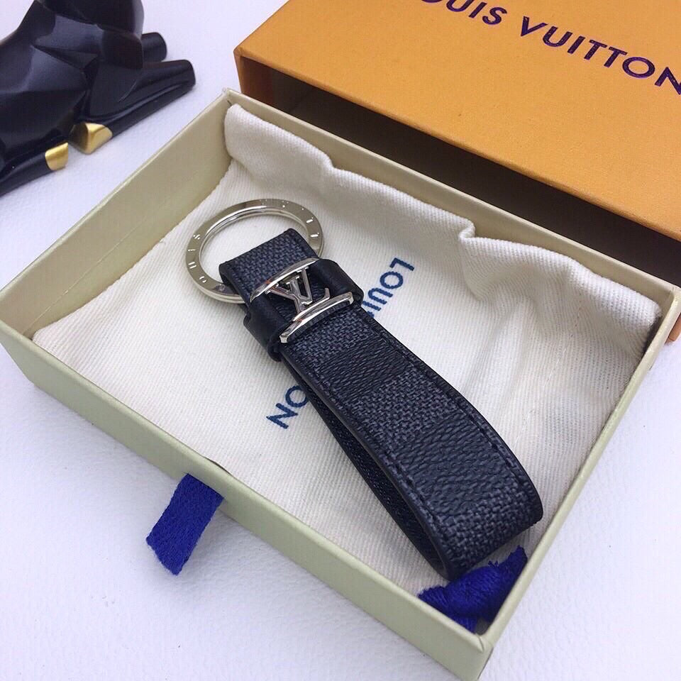 GLM - Top Quality Keychains LUV 003
