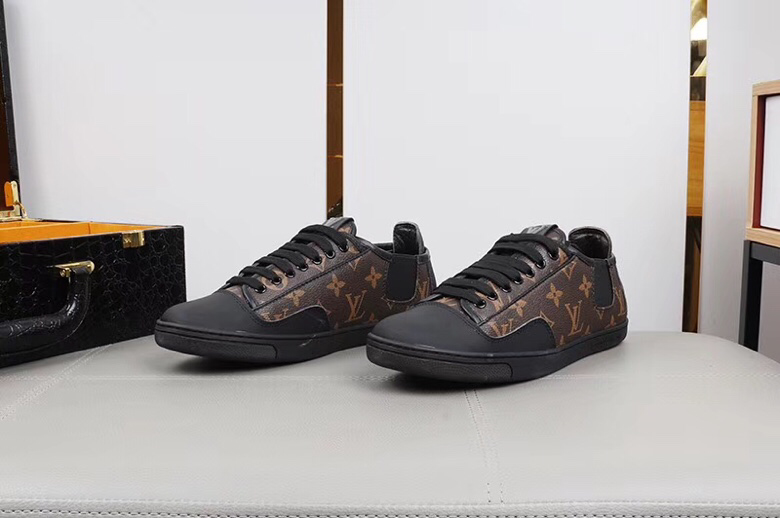 GLM - Top Quality Luv Sneaker 052