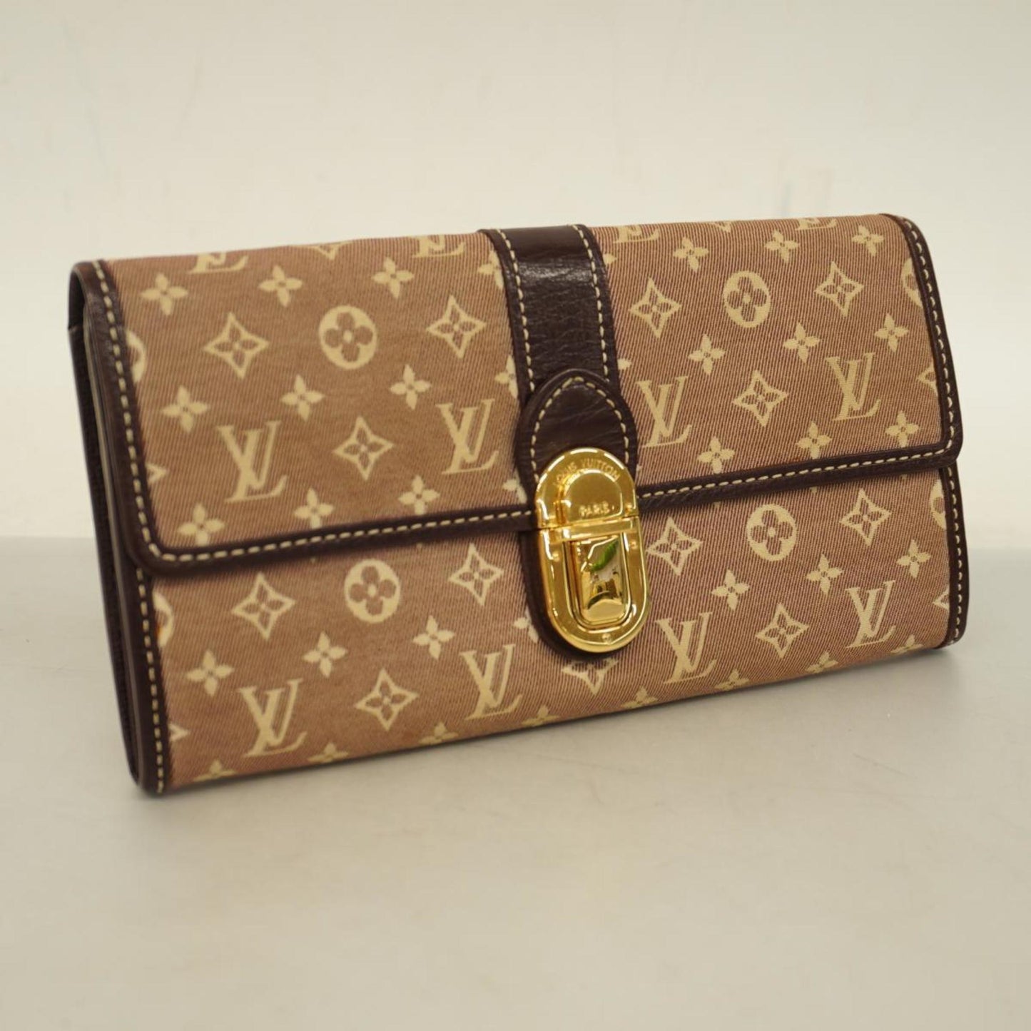 Louis Vuitton Monogram  Canvas Wallet  ()