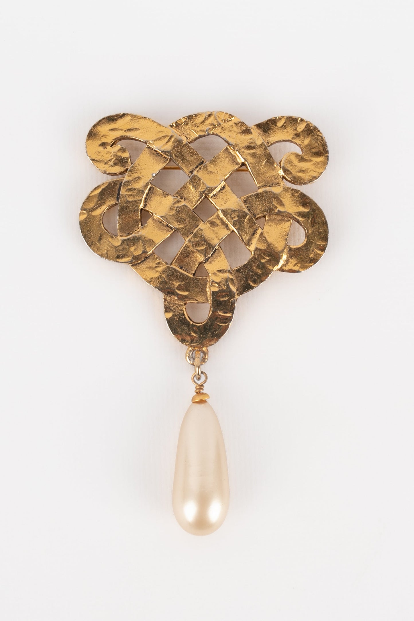 Broche Chanel Haute Couture
