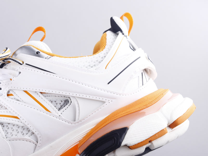 GLM - Bla Track Three Generations Sneaker