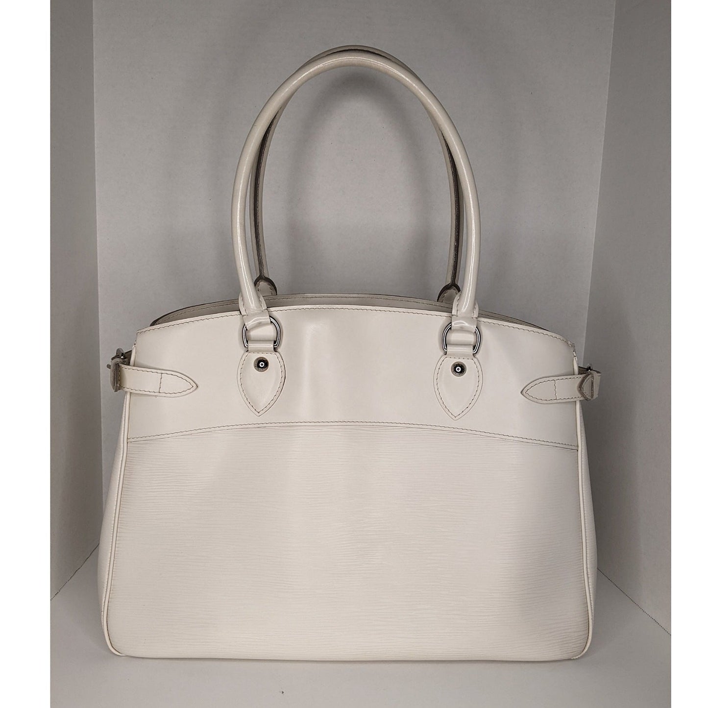 Louis Vuitton Ivorie EPI Leather Passy GM Handbag Satchel