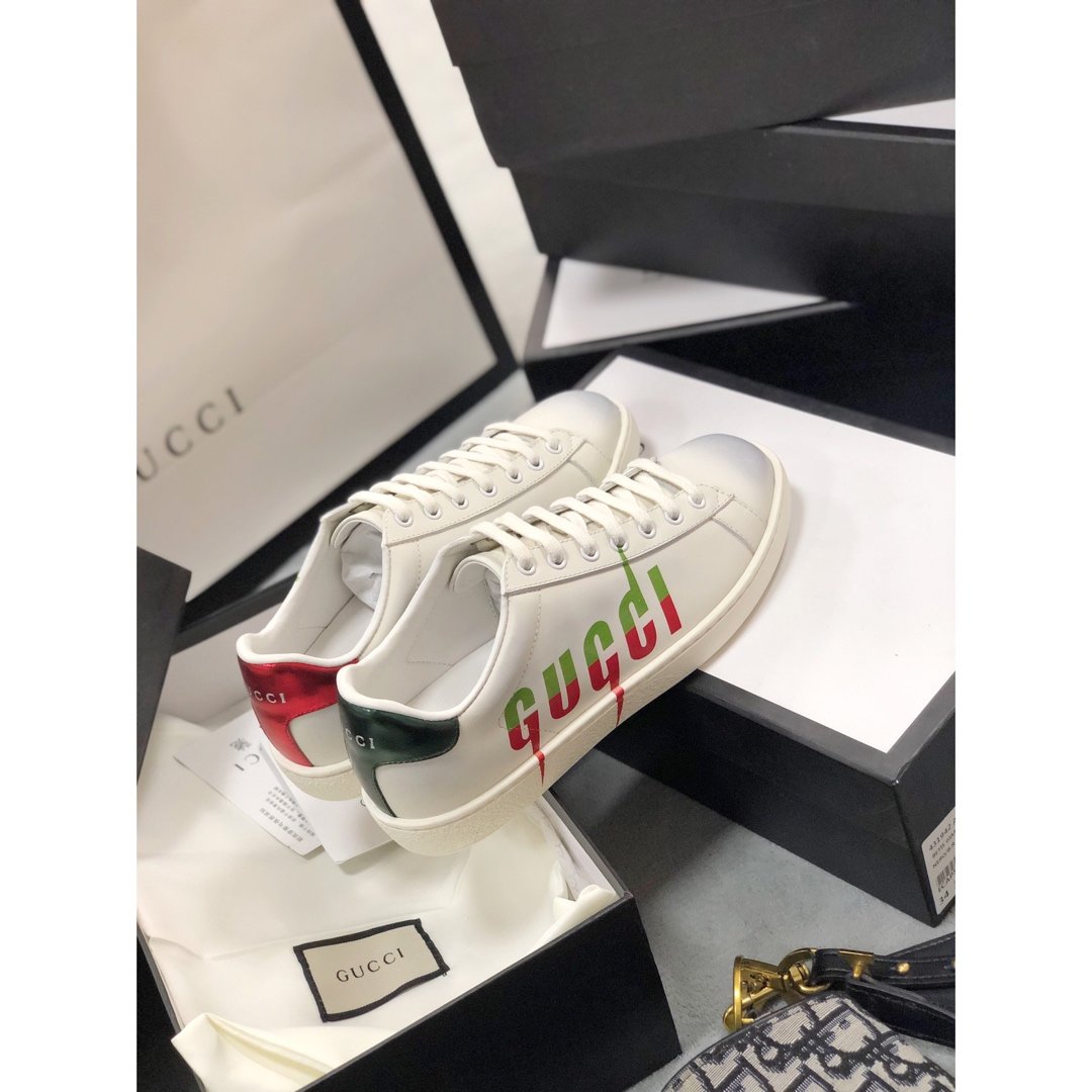 GLM-GCI  Ace with Blade Sneaker 088
