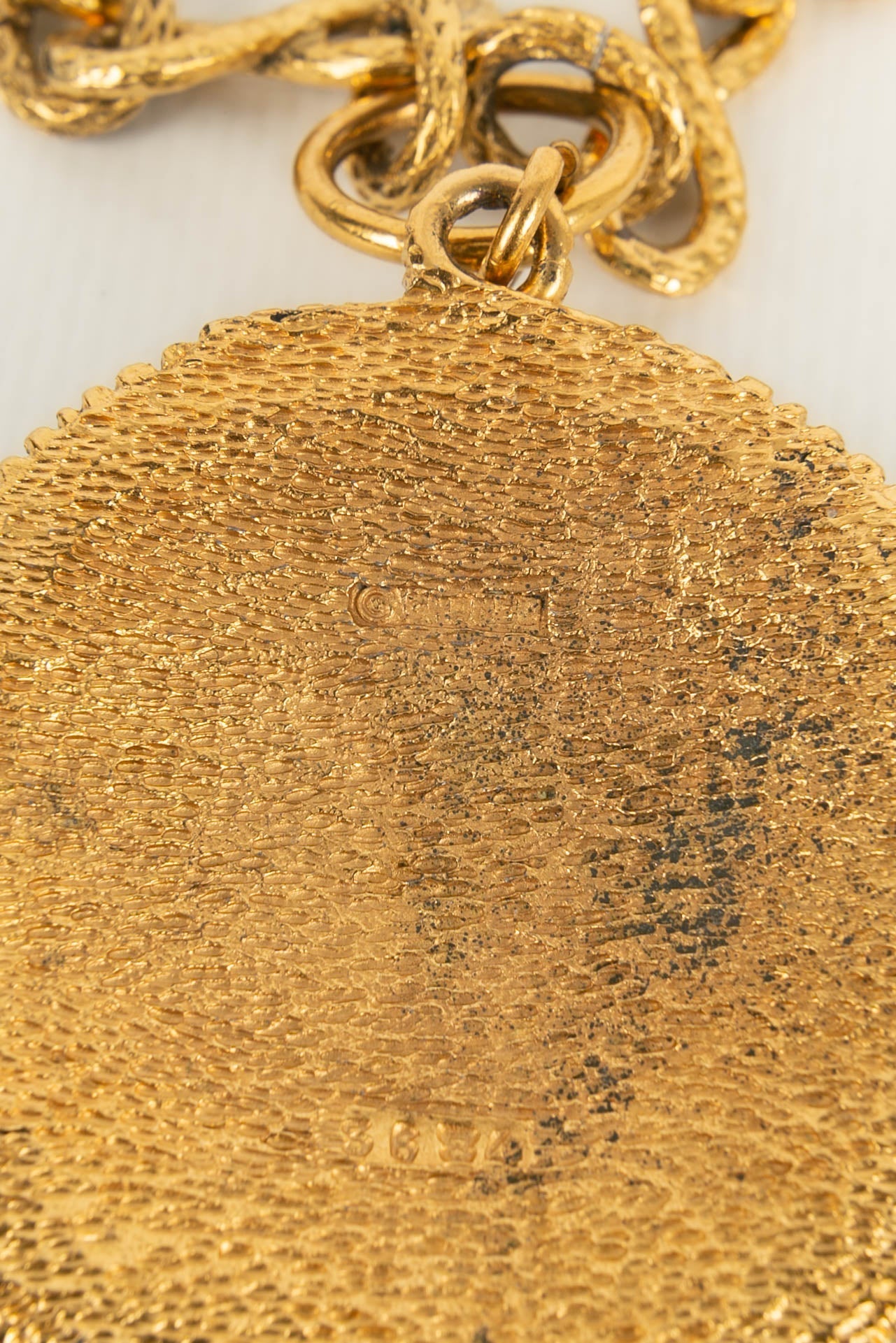 Collier mÃƒÆ’Ã‚Â©daillon Chanel 1986