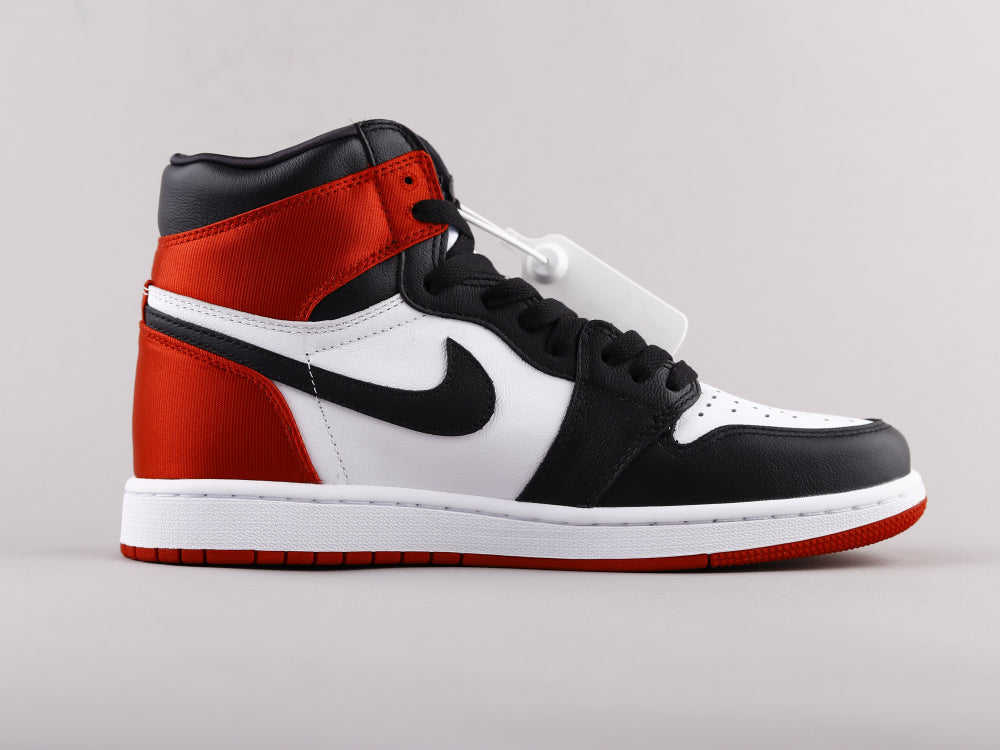 GLM - AJ1 red silk black toe