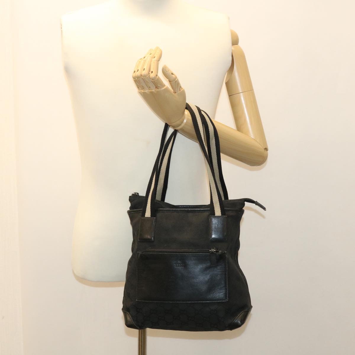 GUCCI GG Canvas Tote Bag Black White 0190402 ac1822