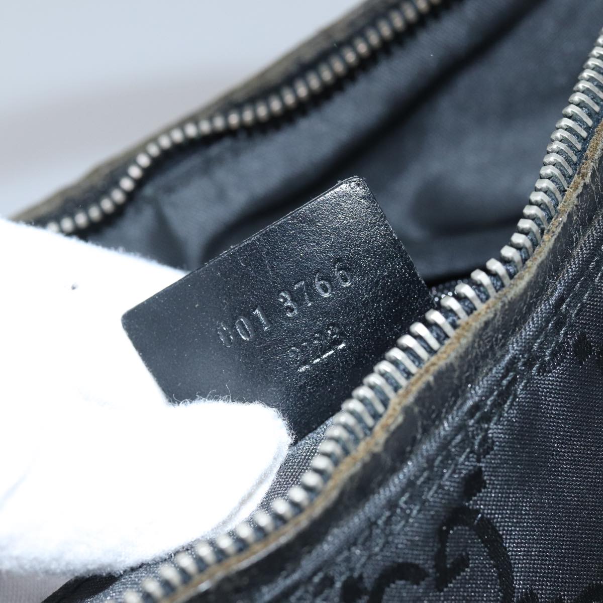 GUCCI GG Canvas Shoulder Bag Black ac3274