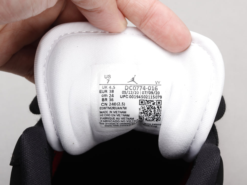 GLM - AJ1 Chicago black and white red
