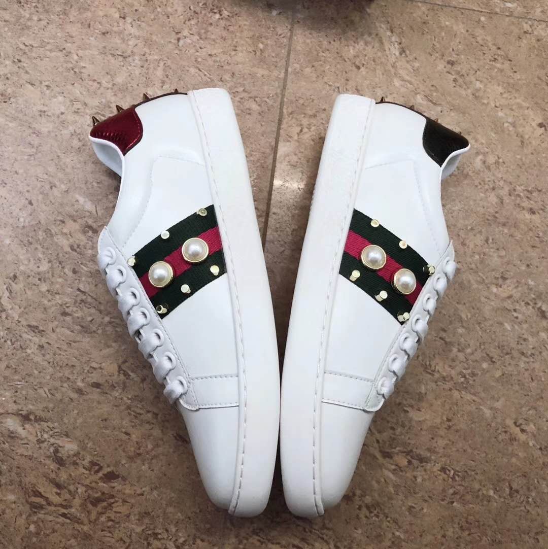 GLM- GCI Ace Embroidered Low-Top Sneaker 041