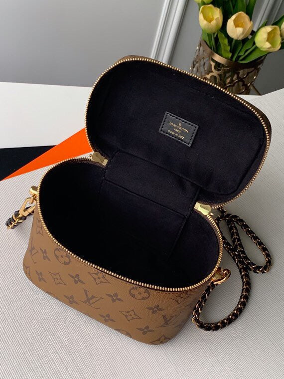 LOV2 Bags - Fashion Bags  2674