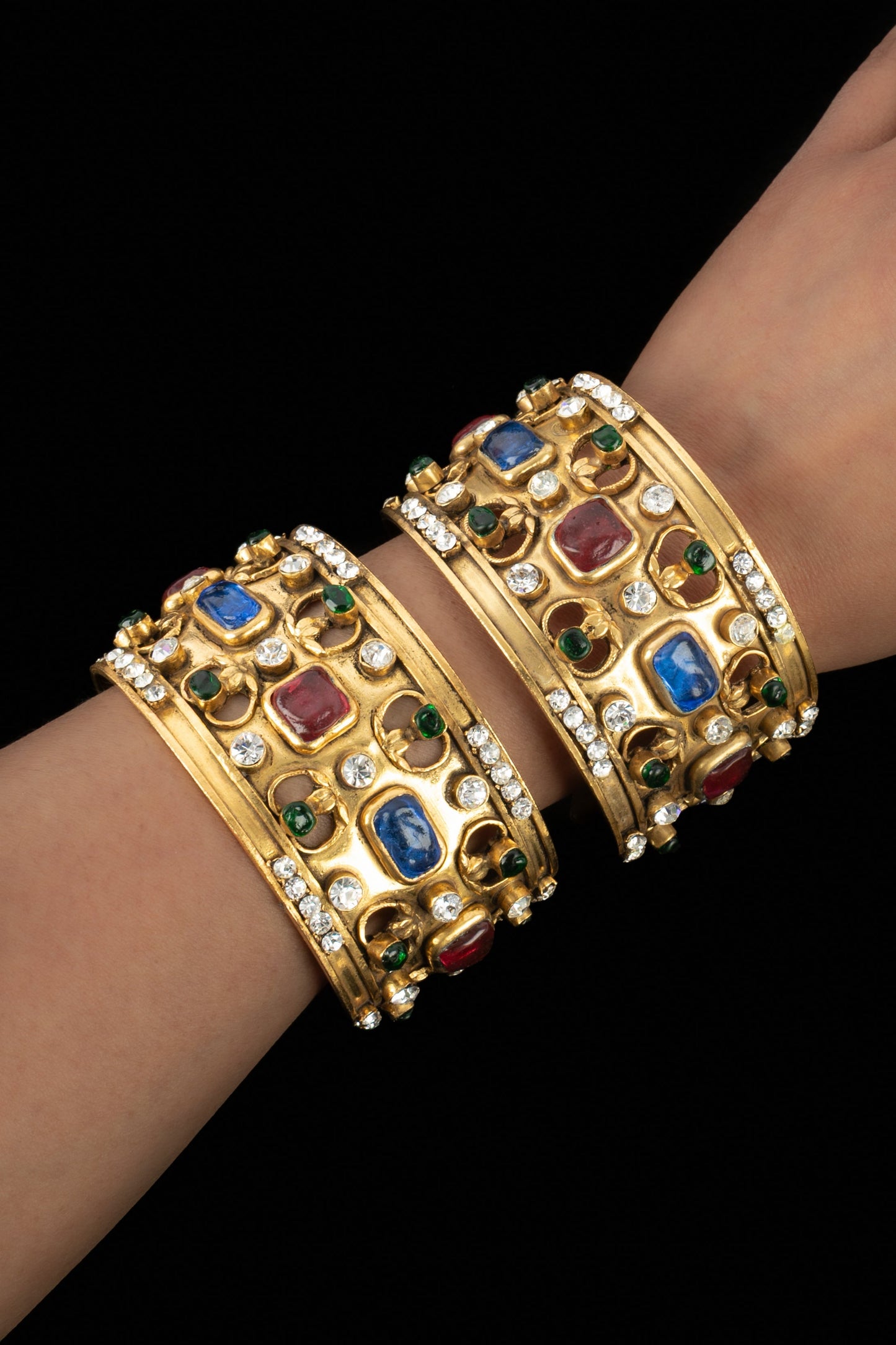 Exceptionnelle paires de bracelets Chanel
