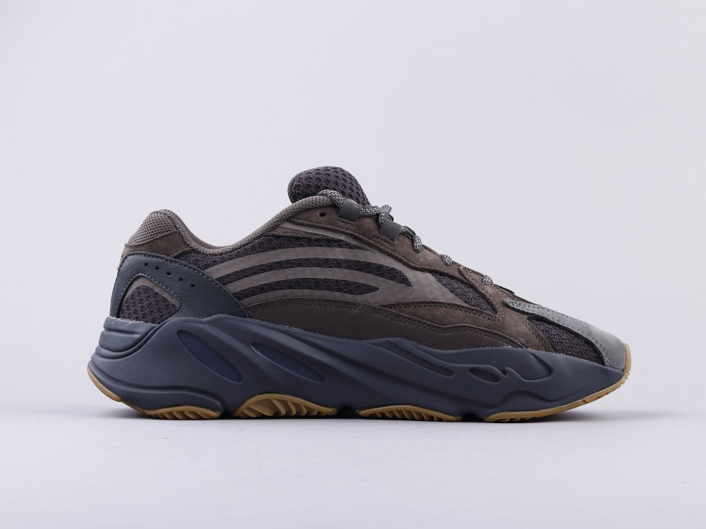 GLM - Yzy 700 Geode Sneaker