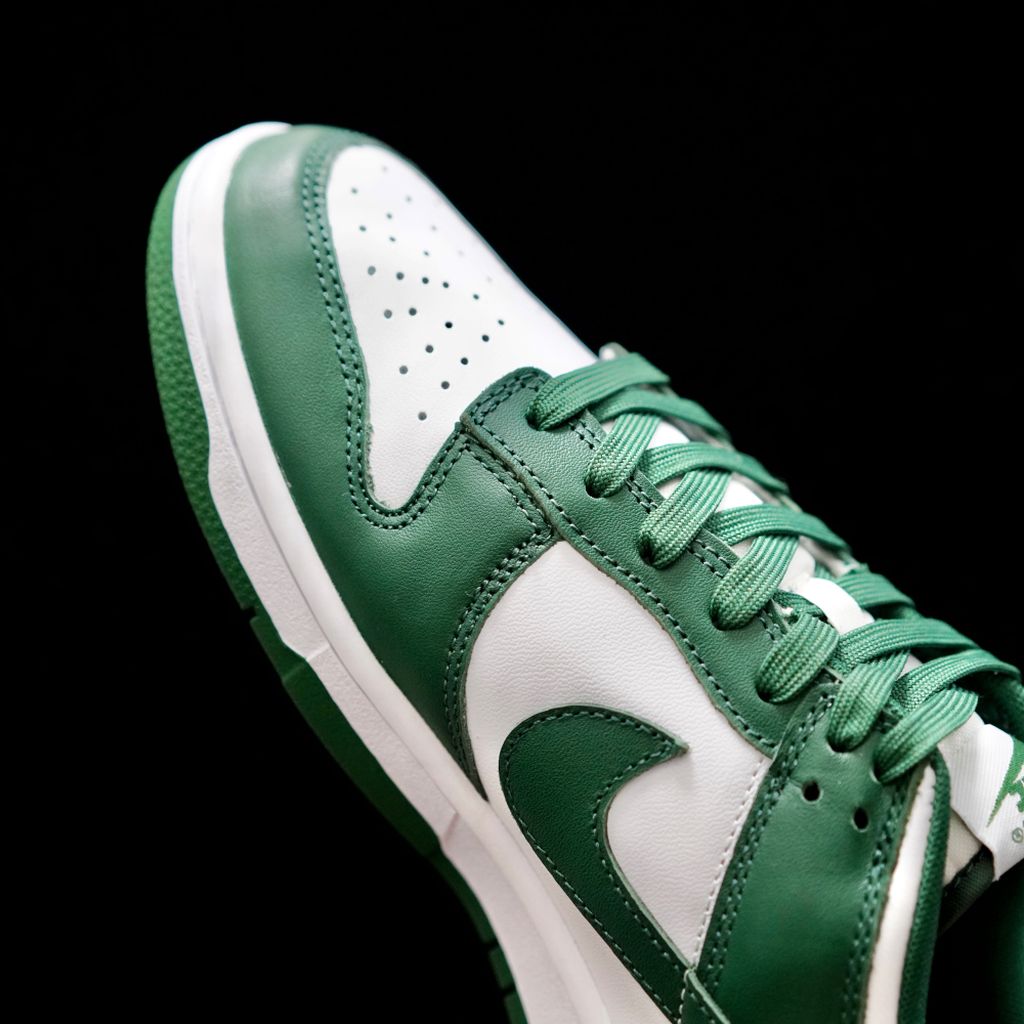 GLM - NKE Varsity Green green