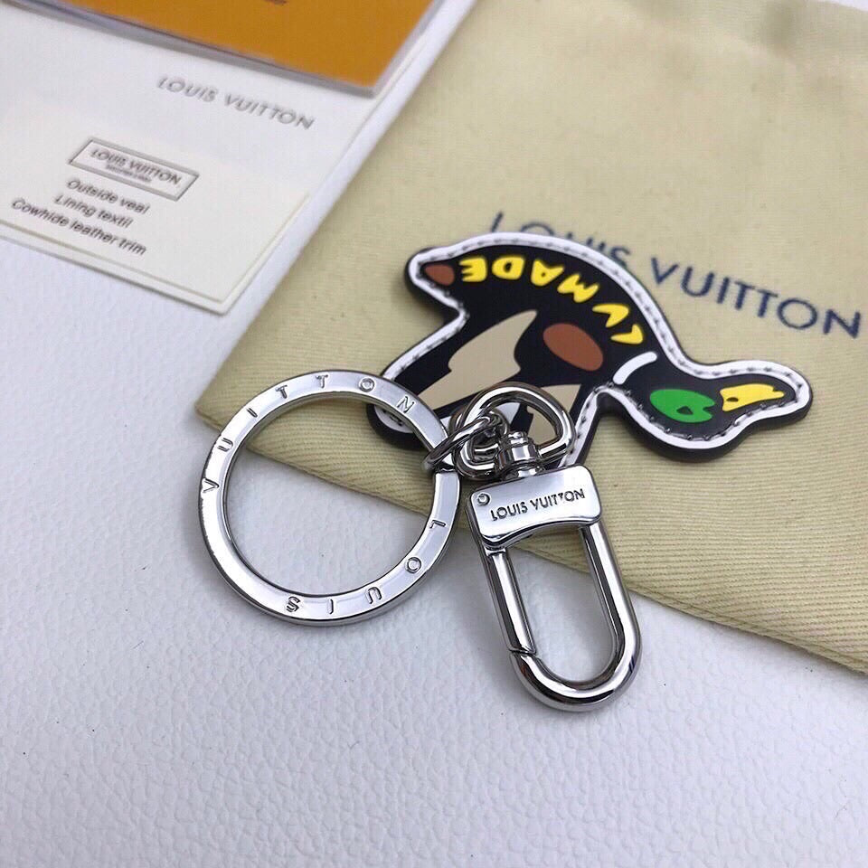 GLM - Top Quality Keychains LUV 011