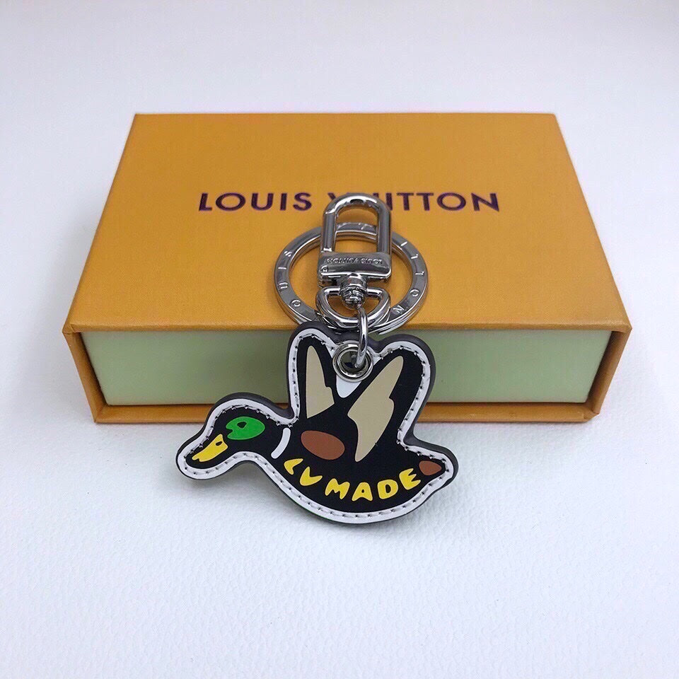 GLM - Top Quality Keychains LUV 011