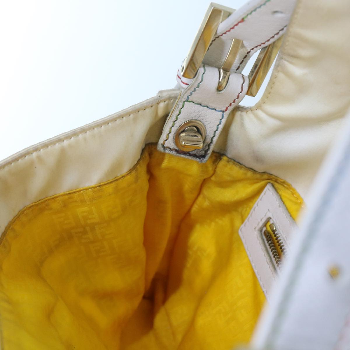 FENDI Zucca Canvas Mamma Baguette Shoulder Bag Multicolor ai670