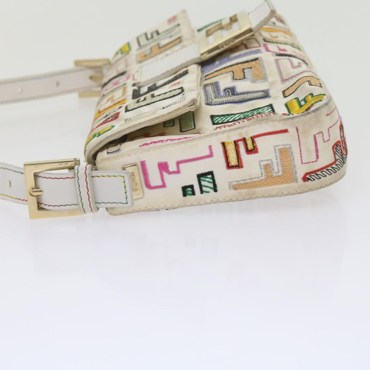FENDI Zucca Canvas Mamma Baguette Shoulder Bag Multicolor ai670