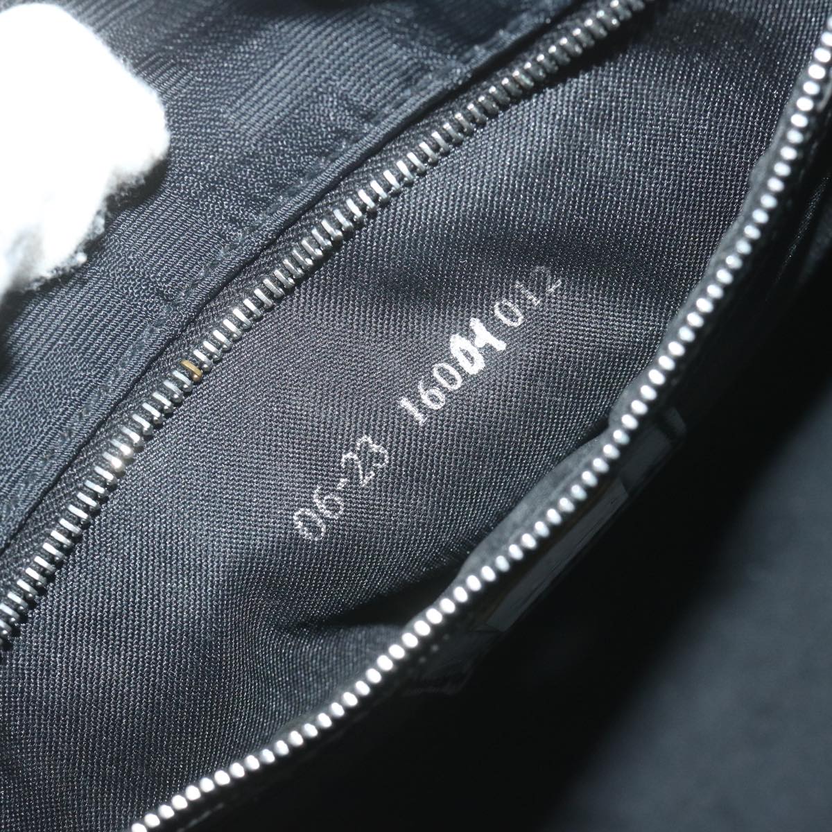 FENDI Zucca Canvas Hand Bag Black ai742