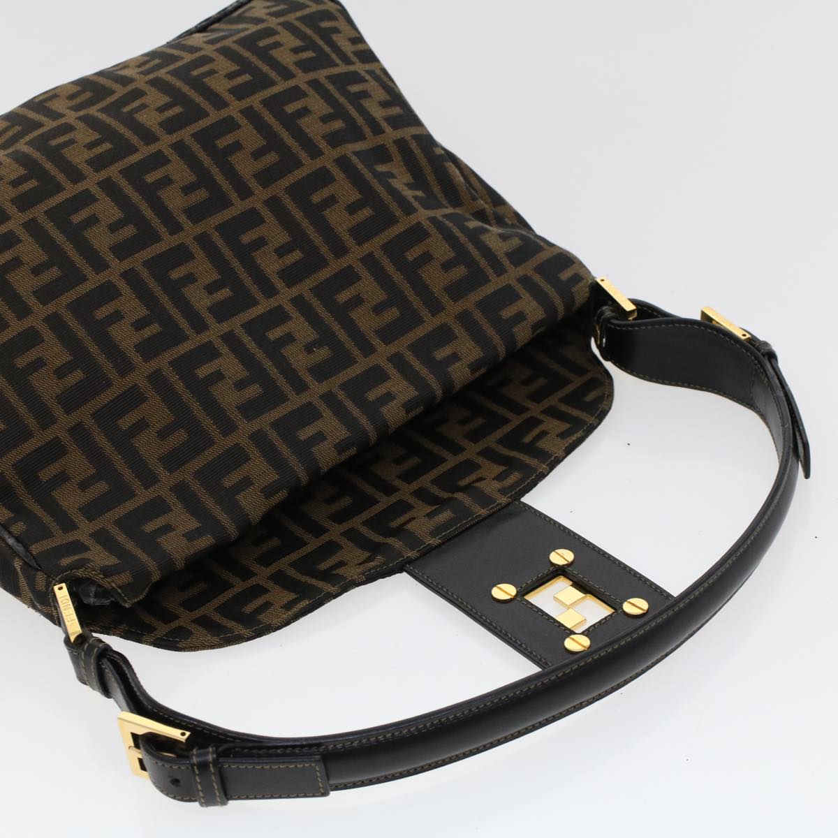 FENDI Zucca Canvas Shoulder Bag Brown am4375