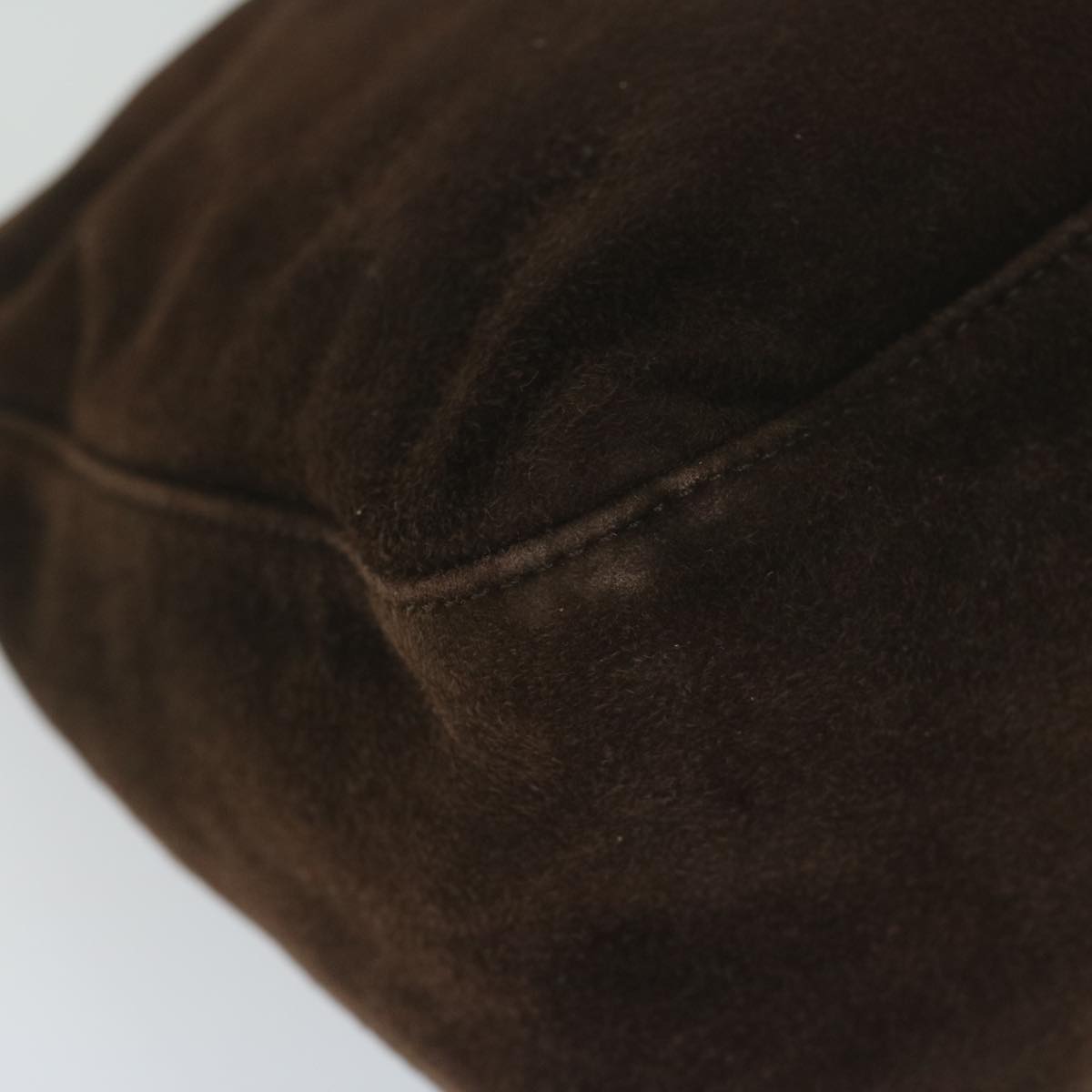 FENDI Mamma Baguette Shoulder Bag Suede Brown am5342