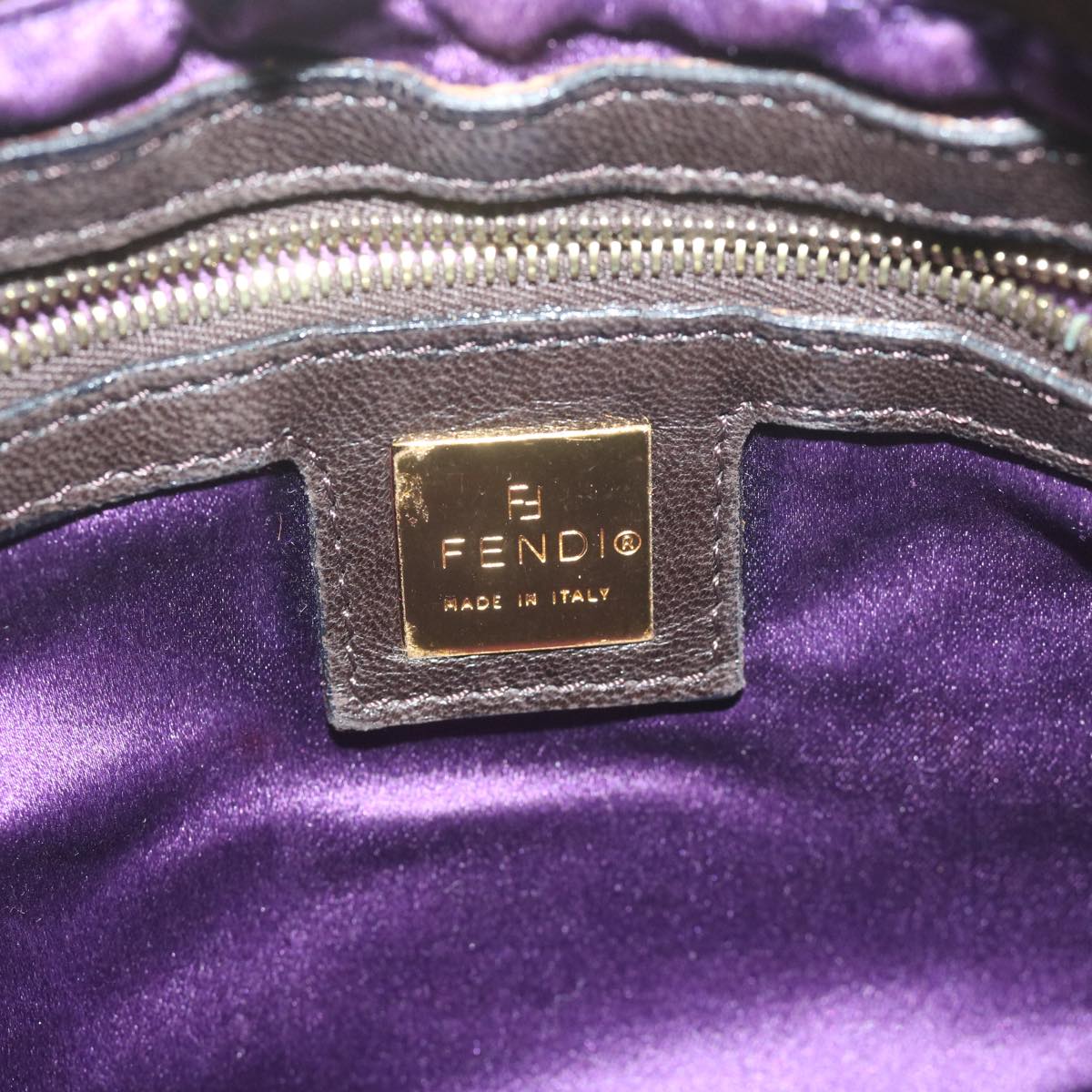 FENDI Mamma Baguette Shoulder Bag Suede Brown am5342