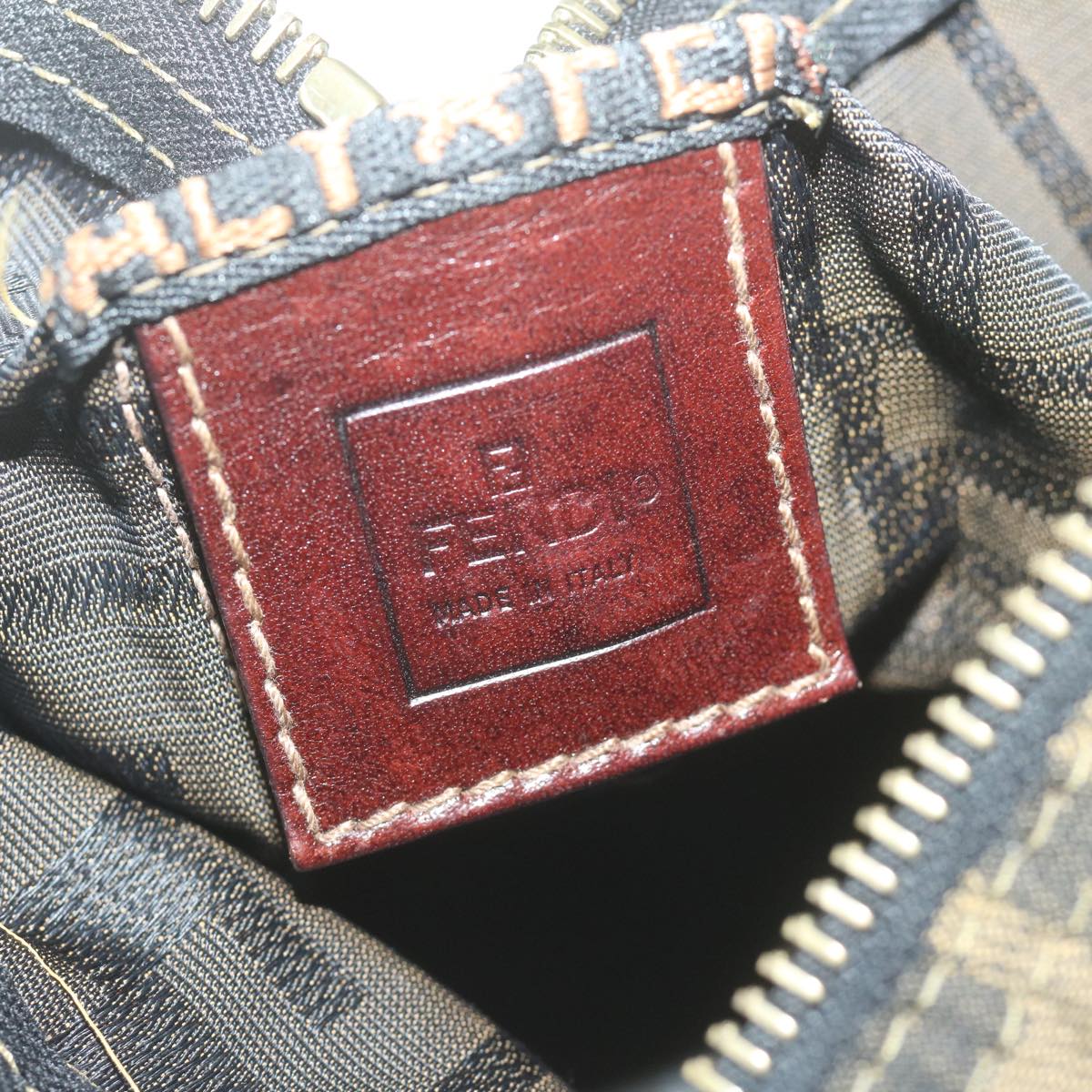 FENDI Zucca Canvas Hand Bag Black Brown am5701