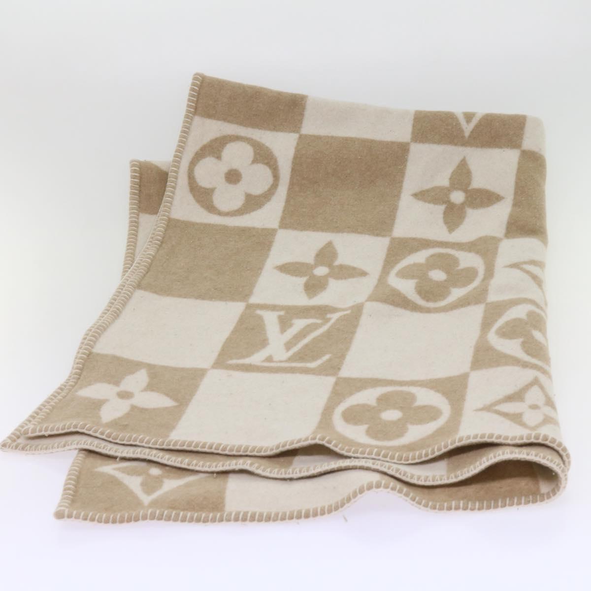 LOUIS VUITTON Pred LV Checkmate Blanket Wool Beige M77861 LV am5723