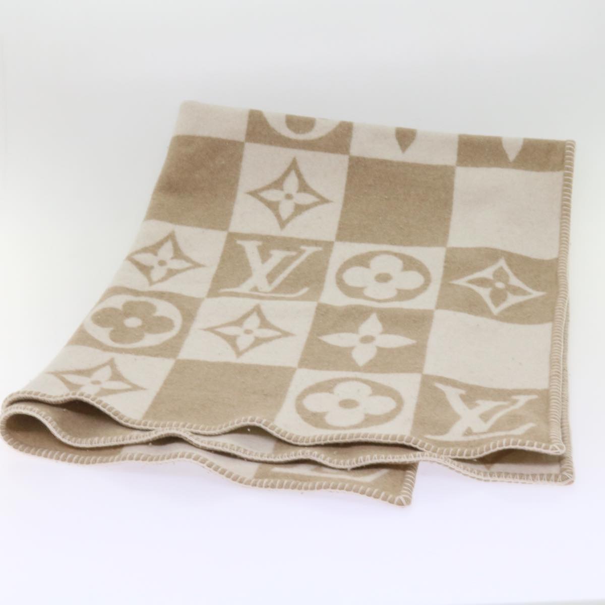 LOUIS VUITTON Pred LV Checkmate Blanket Wool Beige M77861 LV am5723