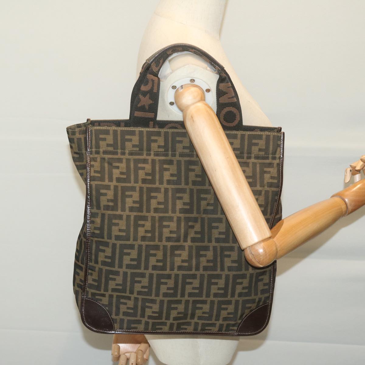 FENDI Zucca Canvas Hand Bag Black Brown am5749