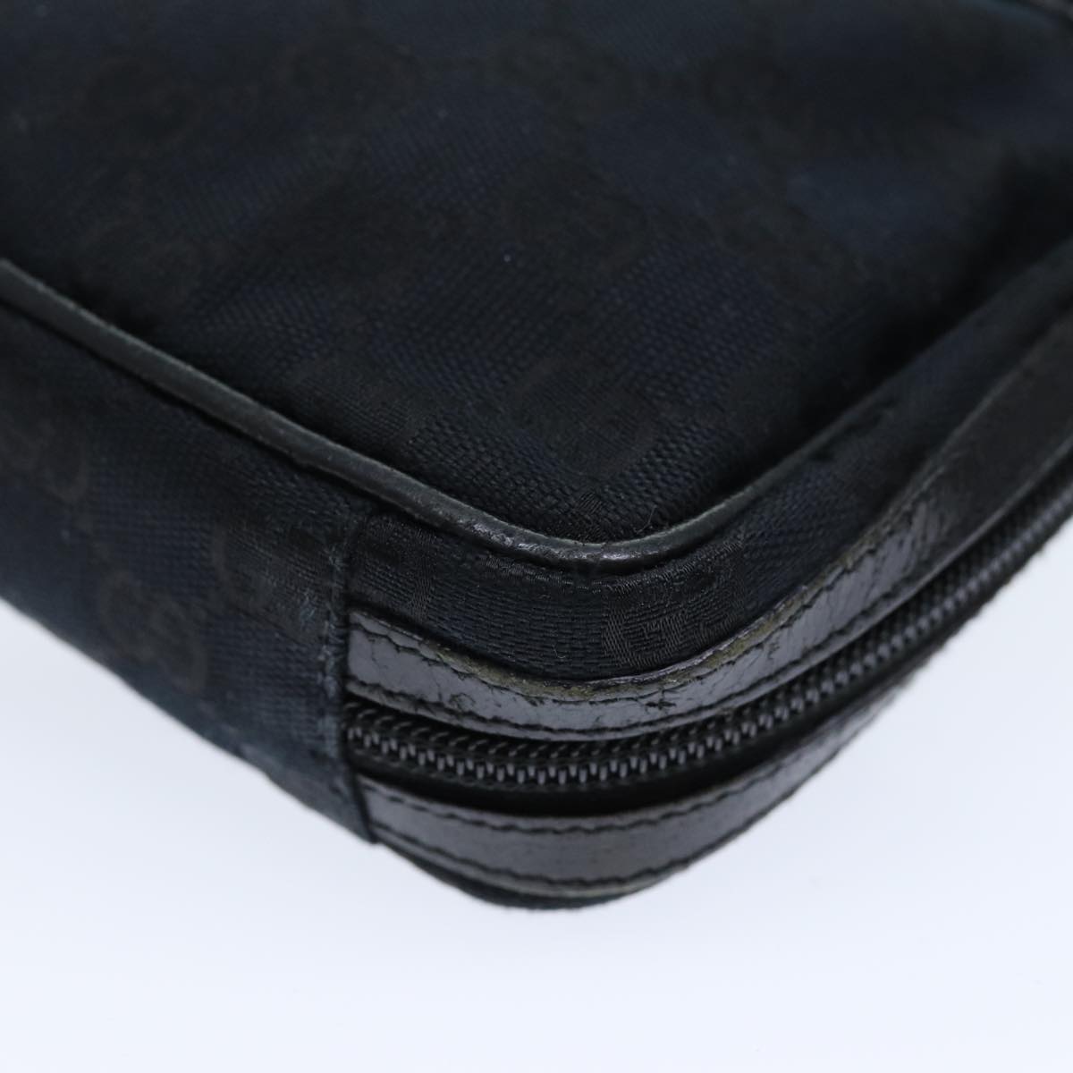 GUCCI GG Canvas Pouch Black 153129 am6148