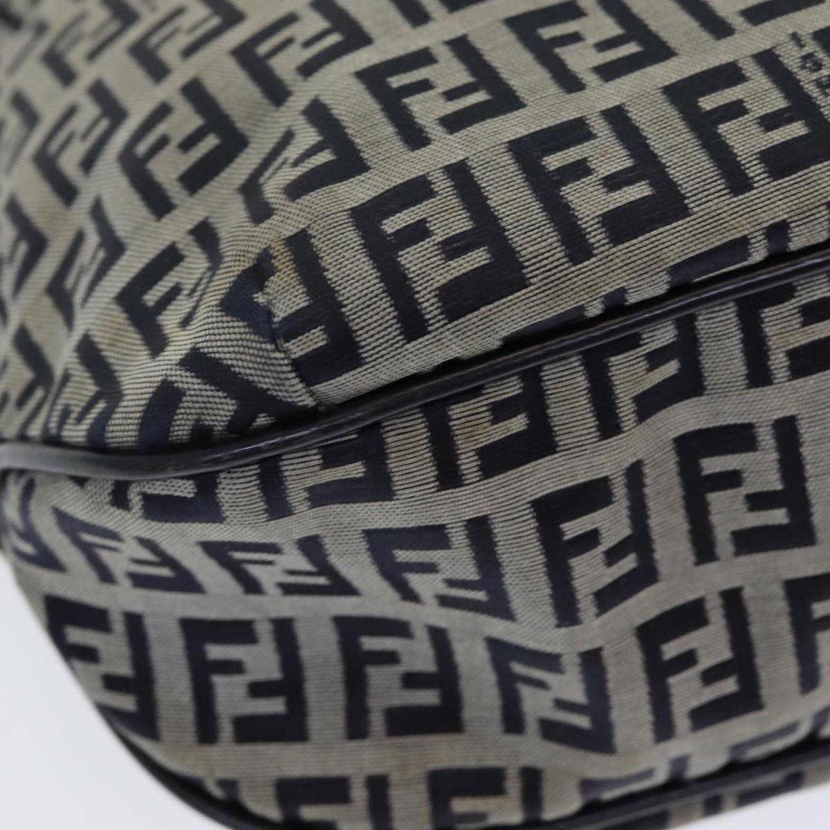 FENDI Zucchino Canvas Hand Bag Navy am6542