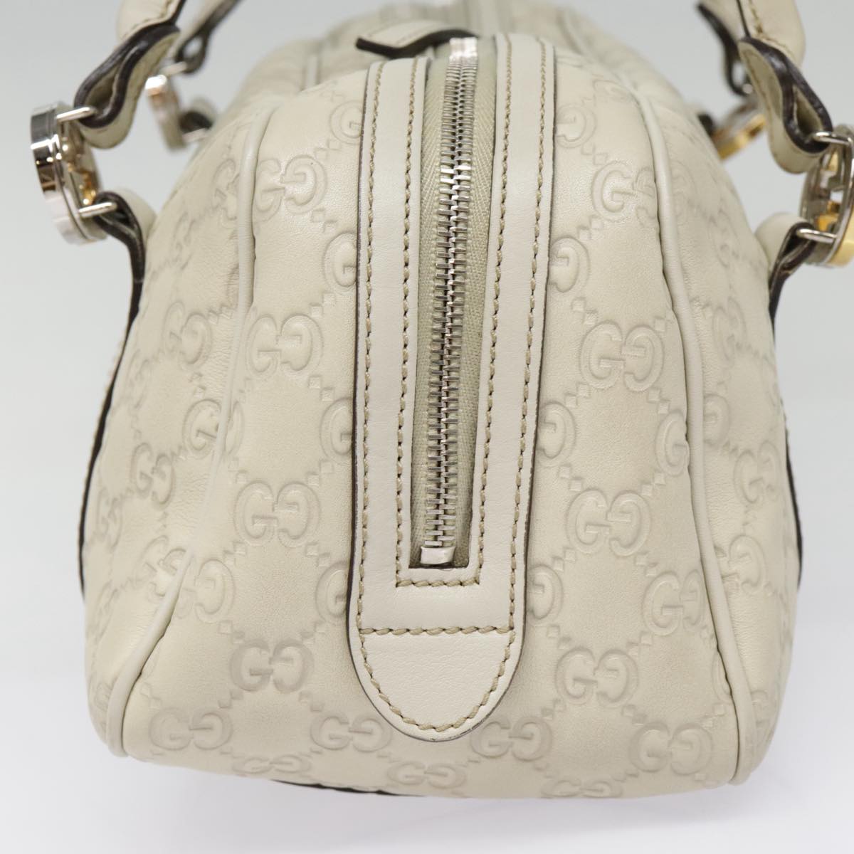 GUCCI Guccissima GG Twins Hand Bag Leather White am6833