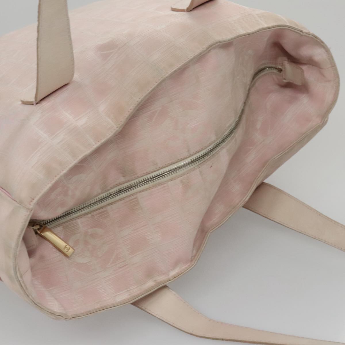 CHANEL New Travel line Tote Bag Nylon Pink CC am7343