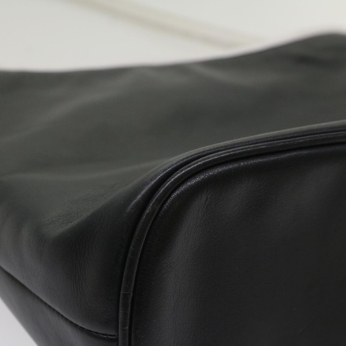 FENDI Shoulder Bag Leather Black ar10320