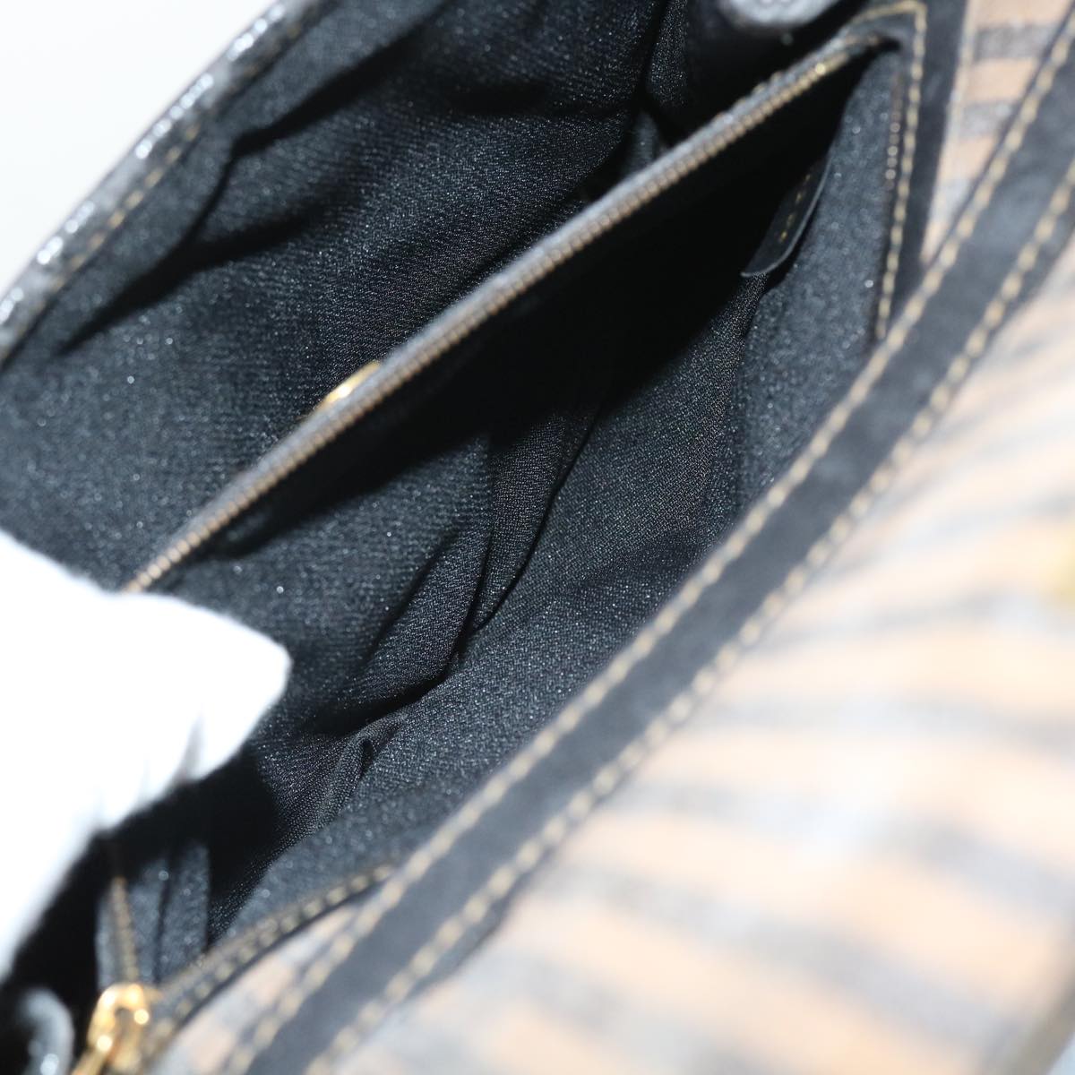 FENDI Pecan Canvas Shoulder Bag Brown ar10375B