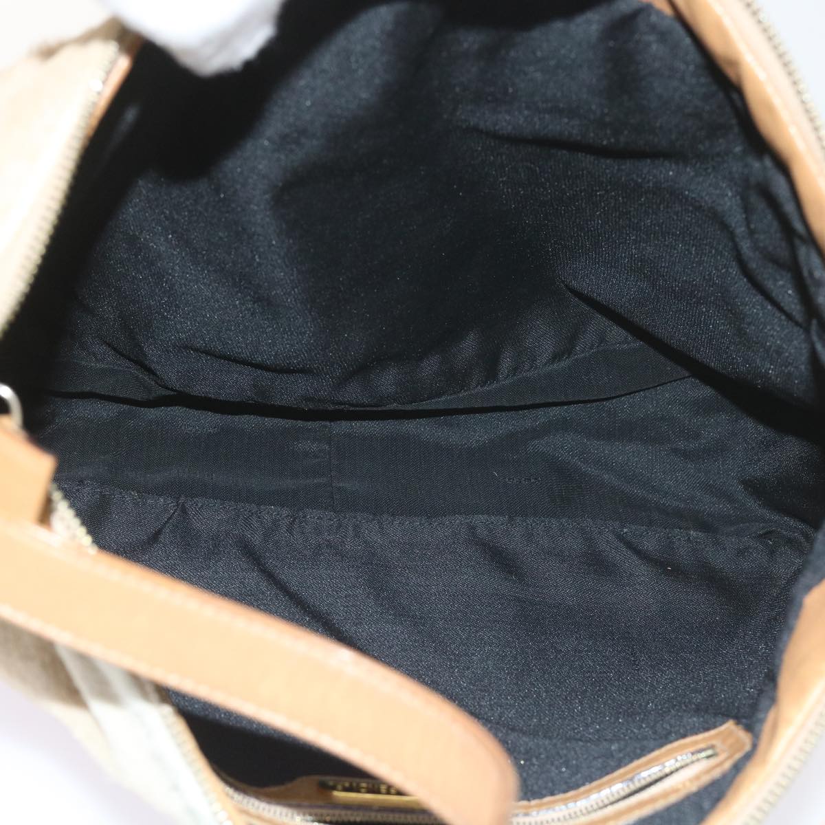 FENDI Mamma Baguette Shoulder Bag Harako leather Beige ar10608B