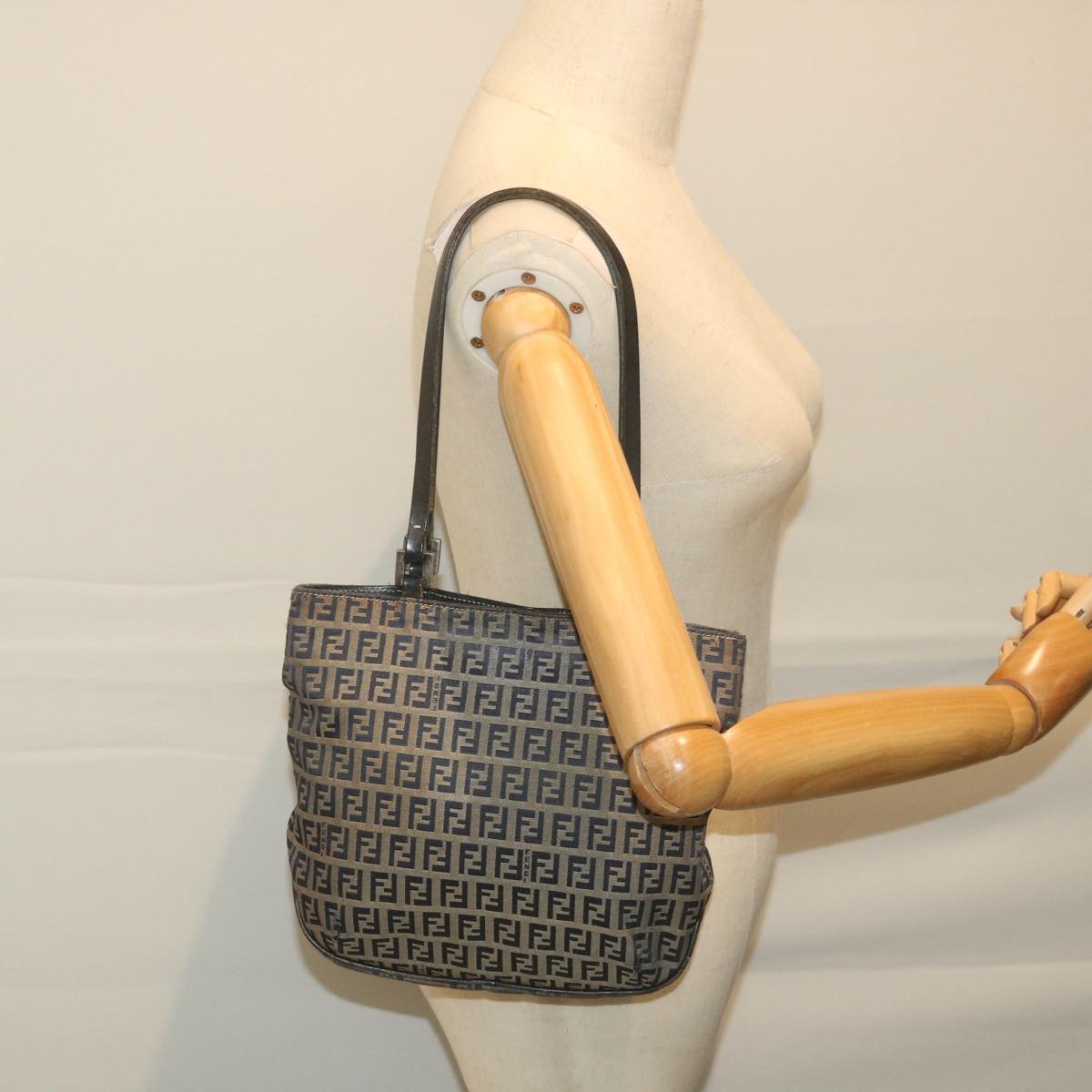 FENDI Zucchino Canvas Tote Bag Navy ar10829B