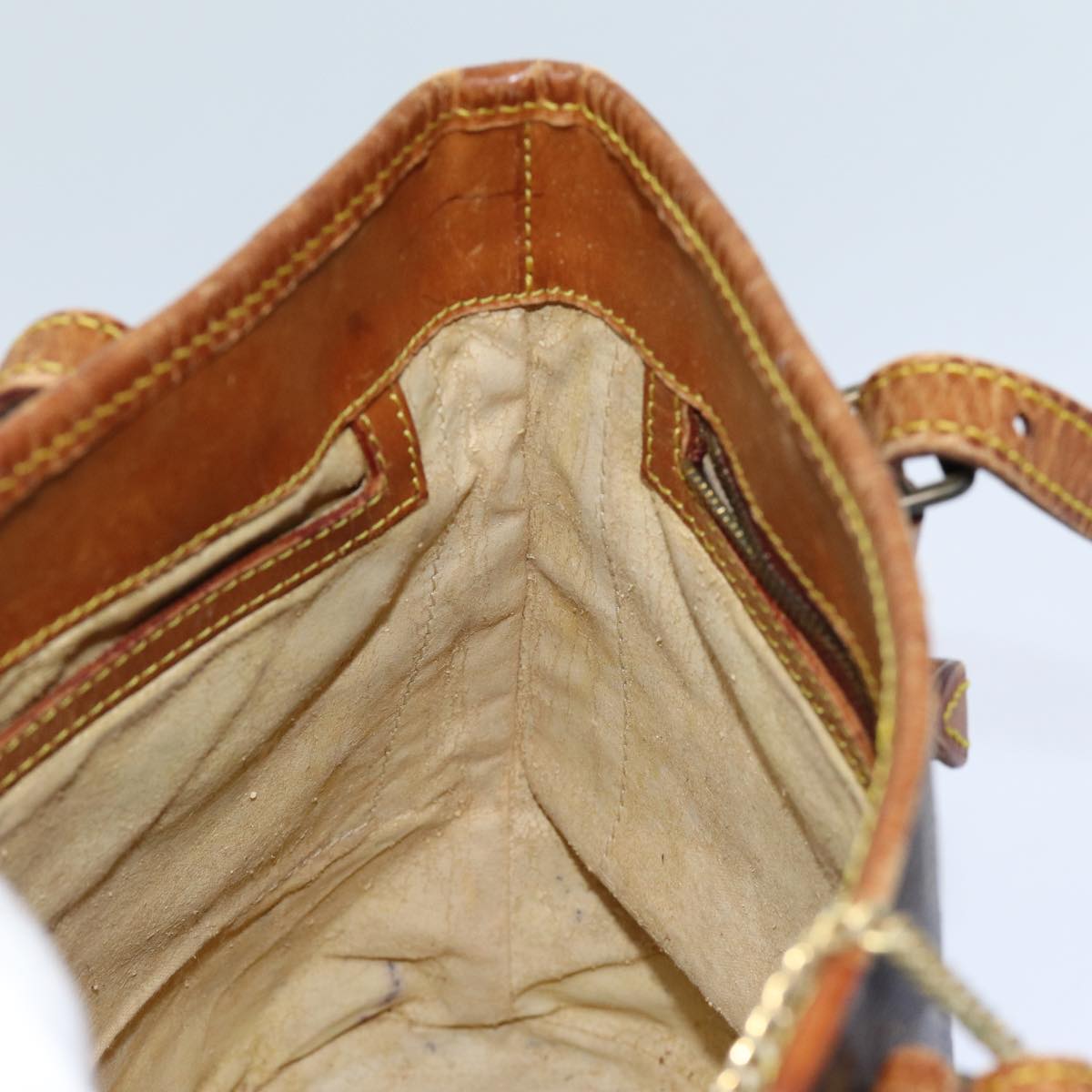 LOUIS VUITTON Monogram Bucket PM Shoulder Bag Vintage M42238 LV ar11675