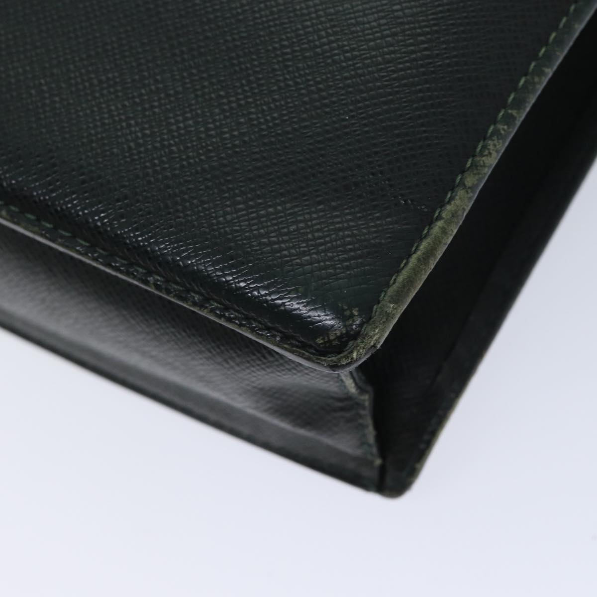 LOUIS VUITTON Taiga Porte Documents Angara Bag Epicea M30774 LV ar11727
