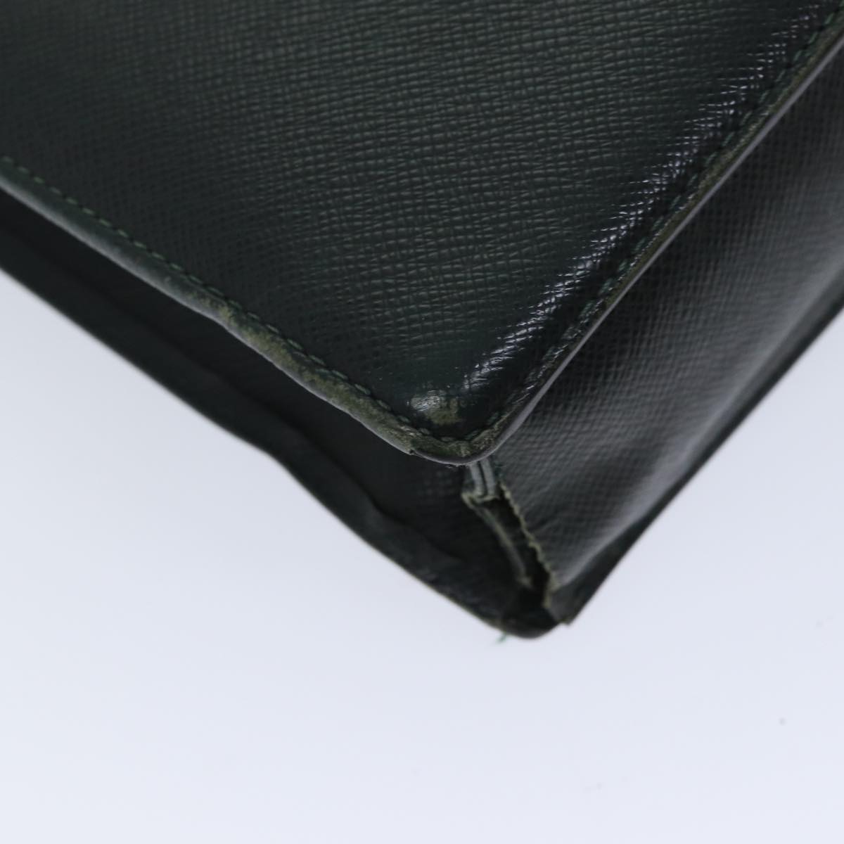 LOUIS VUITTON Taiga Porte Documents Angara Bag Epicea M30774 LV ar11727