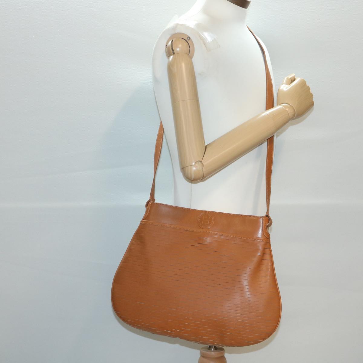 FENDI Shoulder Bag Leather Brown ar8740