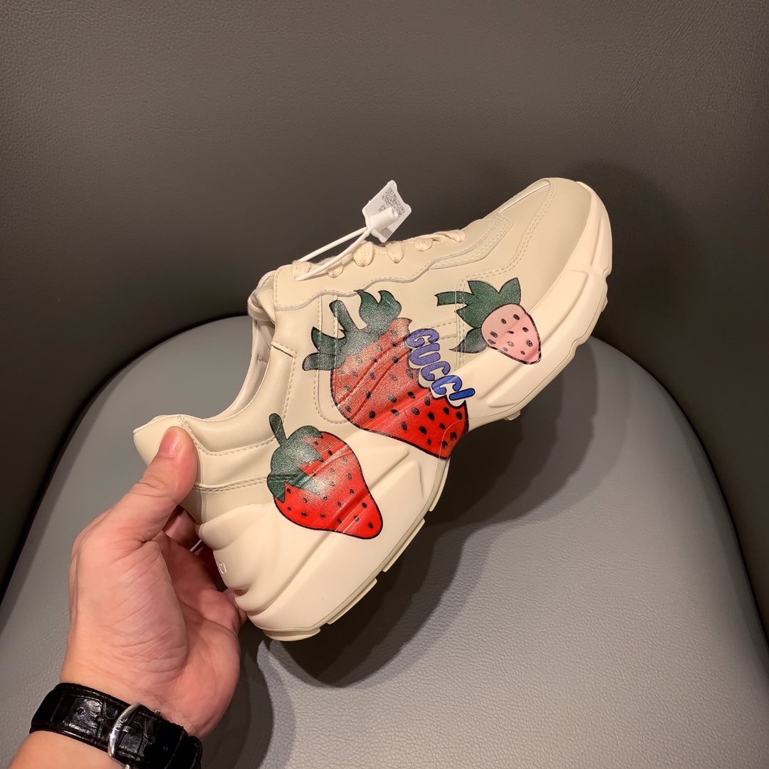 GLM-GCI  RHYTON VINTAGE TRAINER STRAWWBERRY WHITE SNEAKER 141