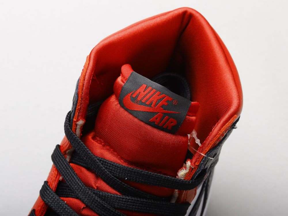 GLM - AJ1 satin snake print