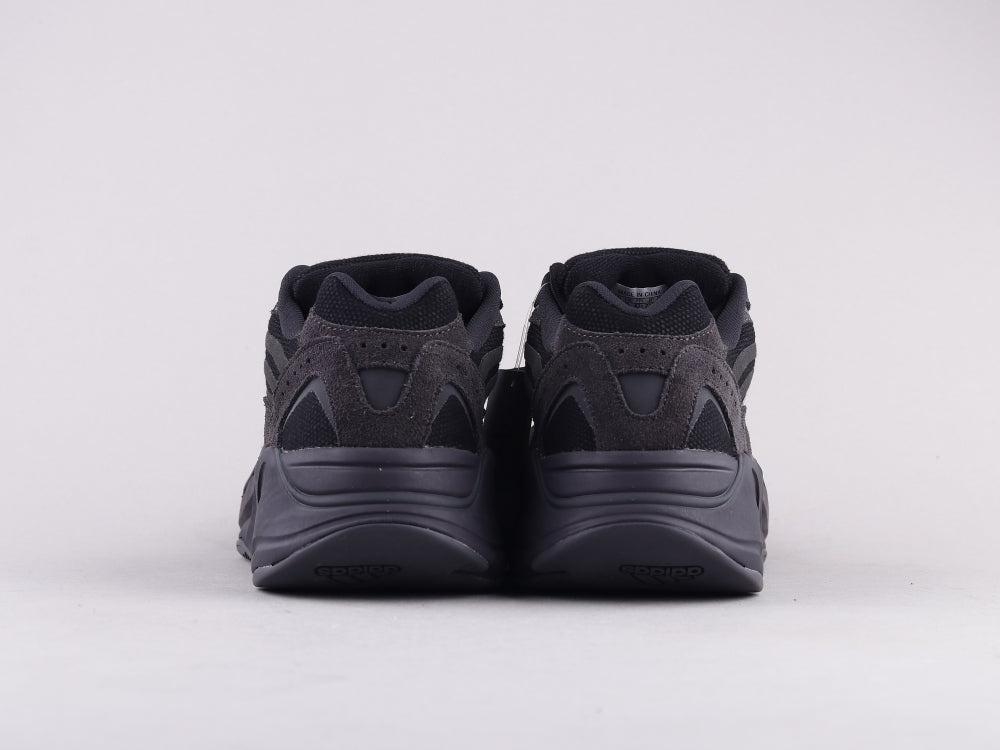 GLM - Yzy 700 Vanta Sneaker