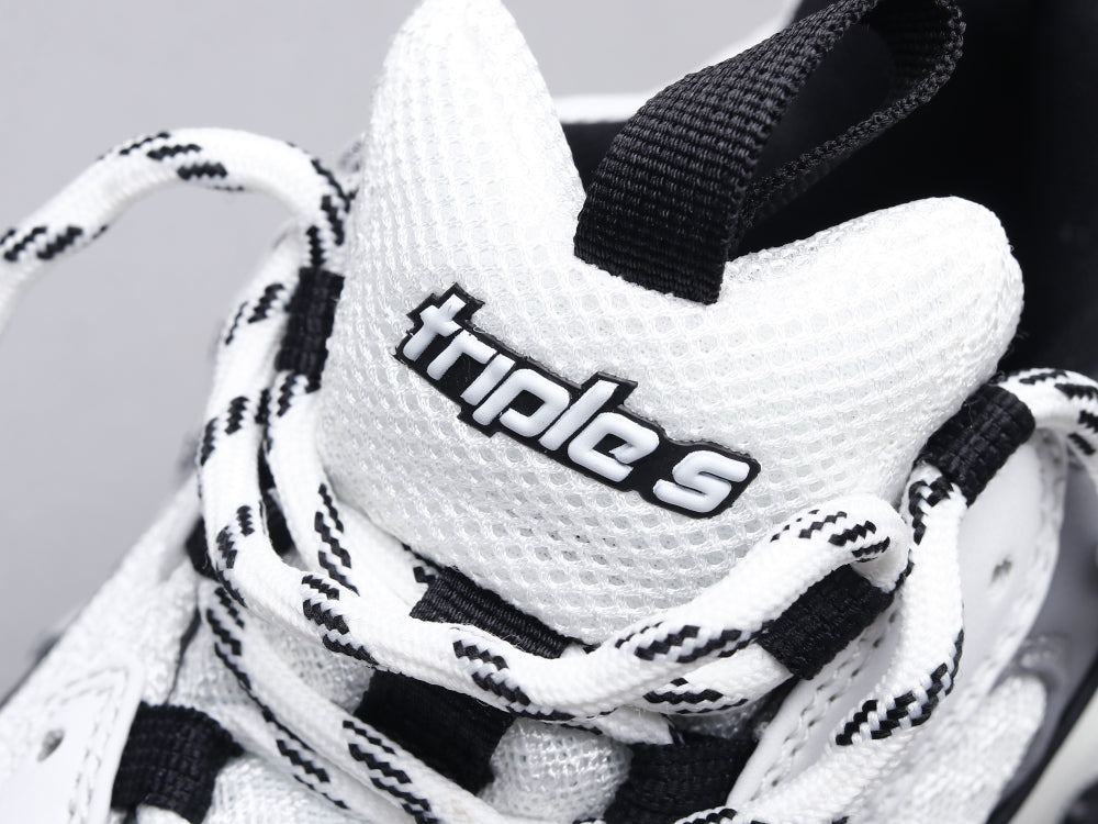GLM - Bla Triple-S Black And White Sneaker