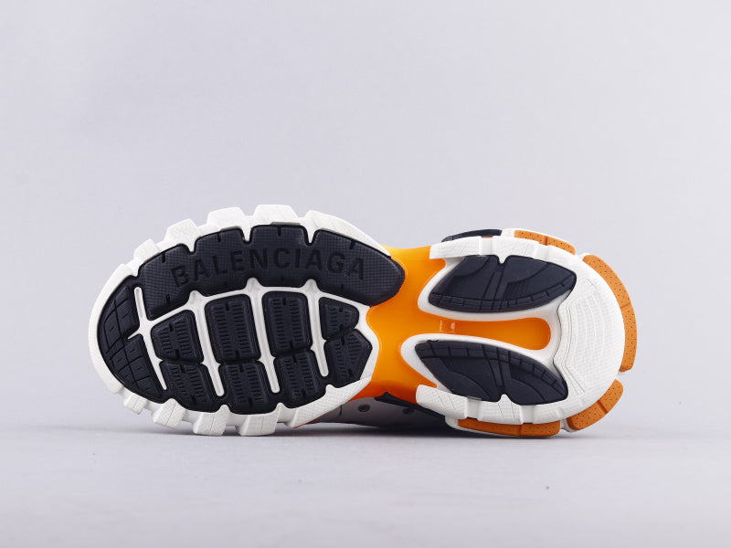 GLM - Bla Track Three Generations Sneaker