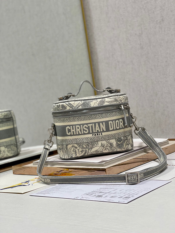GLM - Dir Bags - 1929