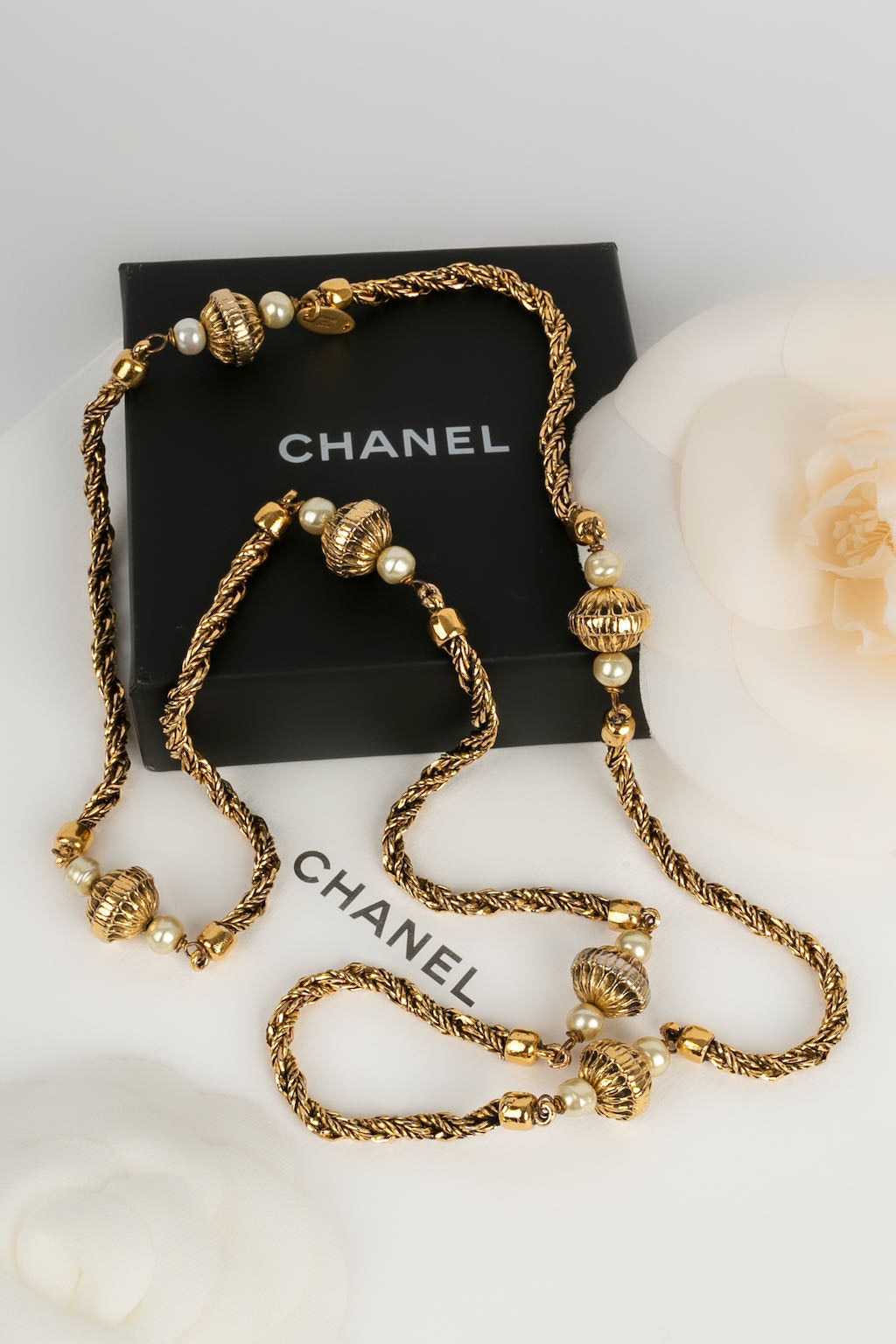Collier dorÃƒÆ’Ã‚Â© Chanel 1984