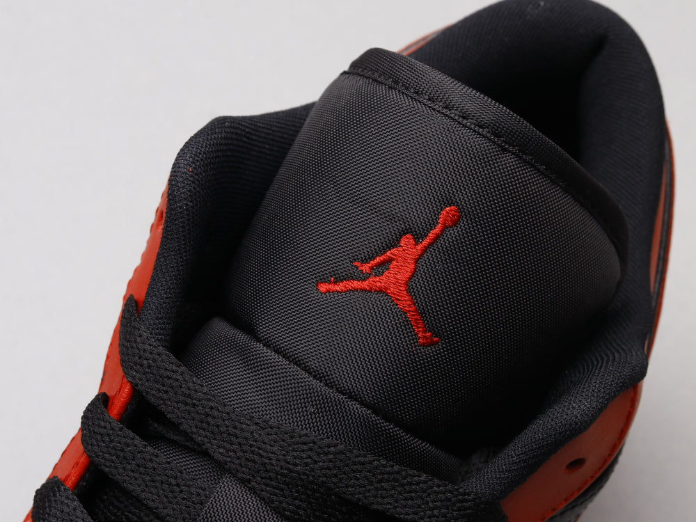 GLM - AJ1 Reverse black and red forbidden to wear